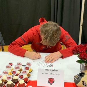 Meet your Posher, Max